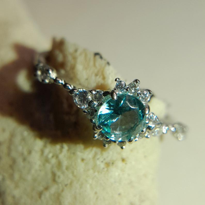 Aquamarine engagement ring with diamonds