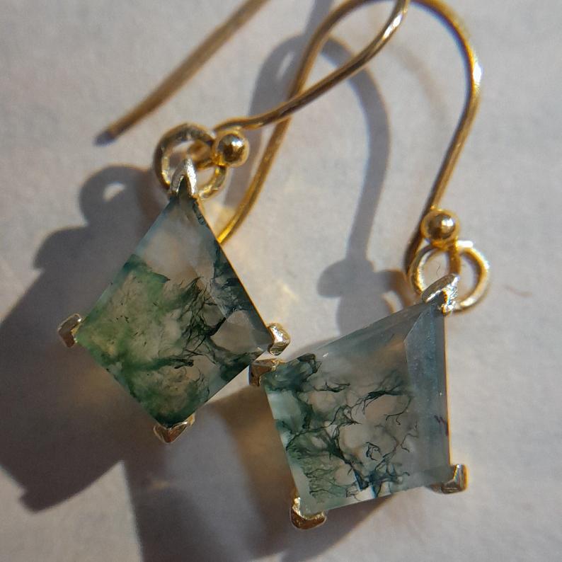 Delta Moss Agate 14k Gold earrings