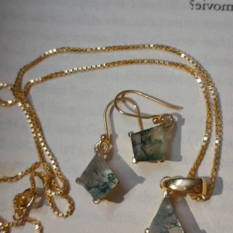Delta Moss Agate 14k Gold earrings - djoyr
