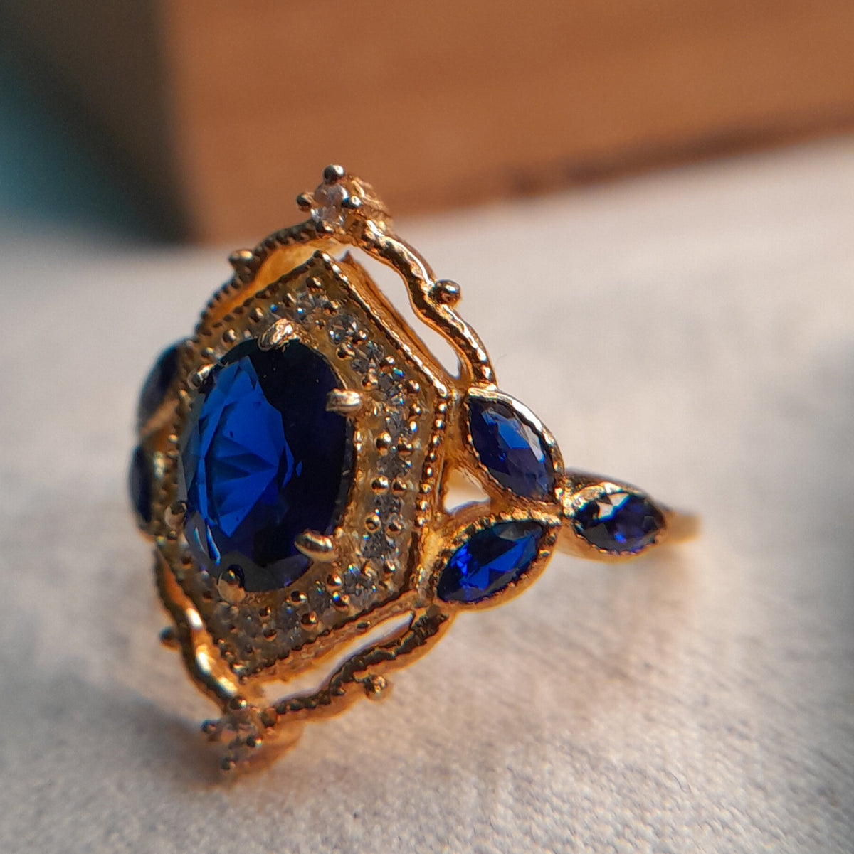 Lab grown Regal Sapphire Ring - djoyr