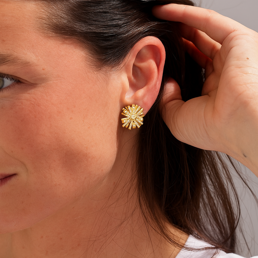 Moissanite Flair Sun Studs - djoyr