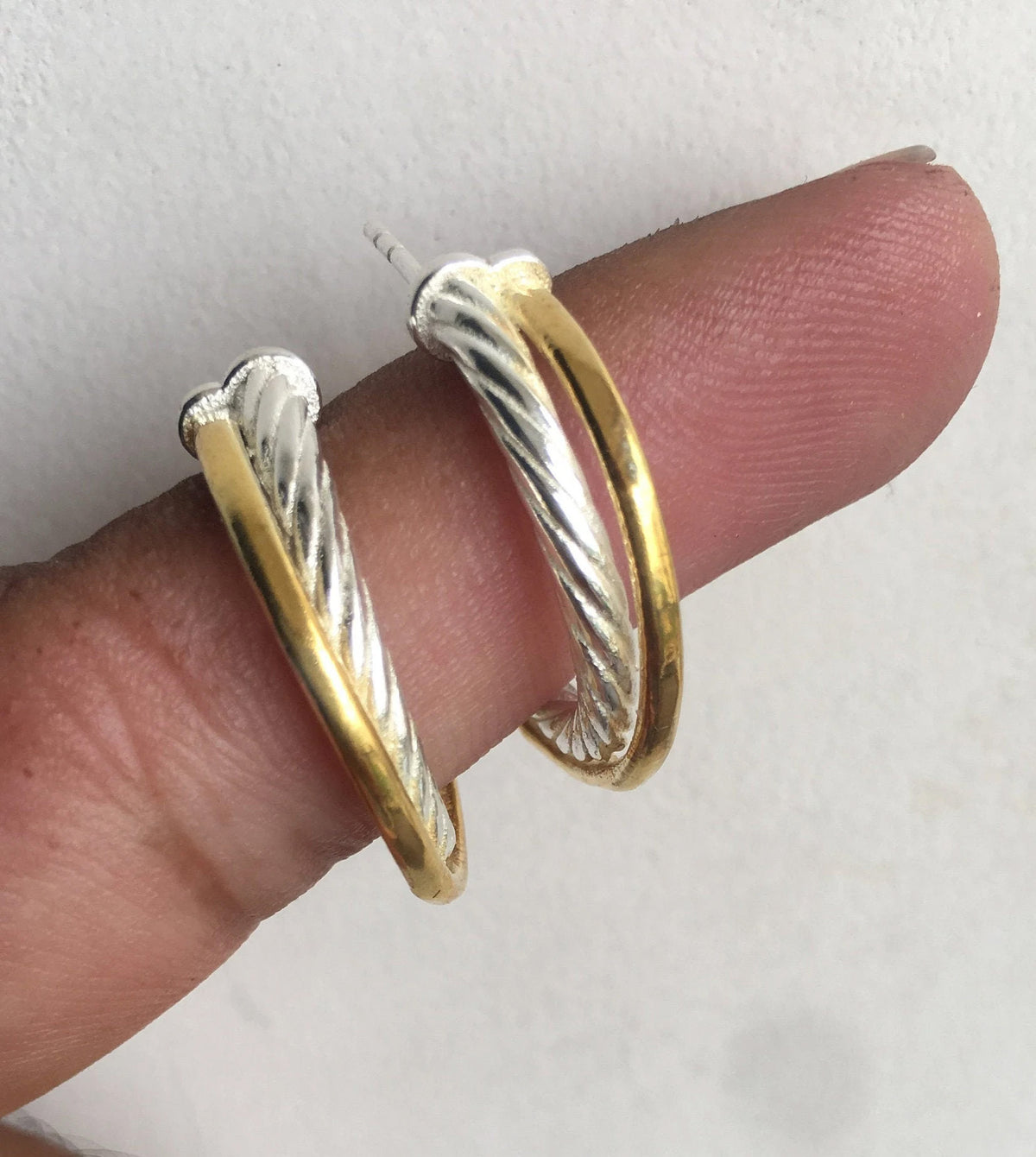 1  Inch (23mm) Crossover Two-Tone Hoop Earrings in 925 Sterling Silver – Stylish and Elegant Design