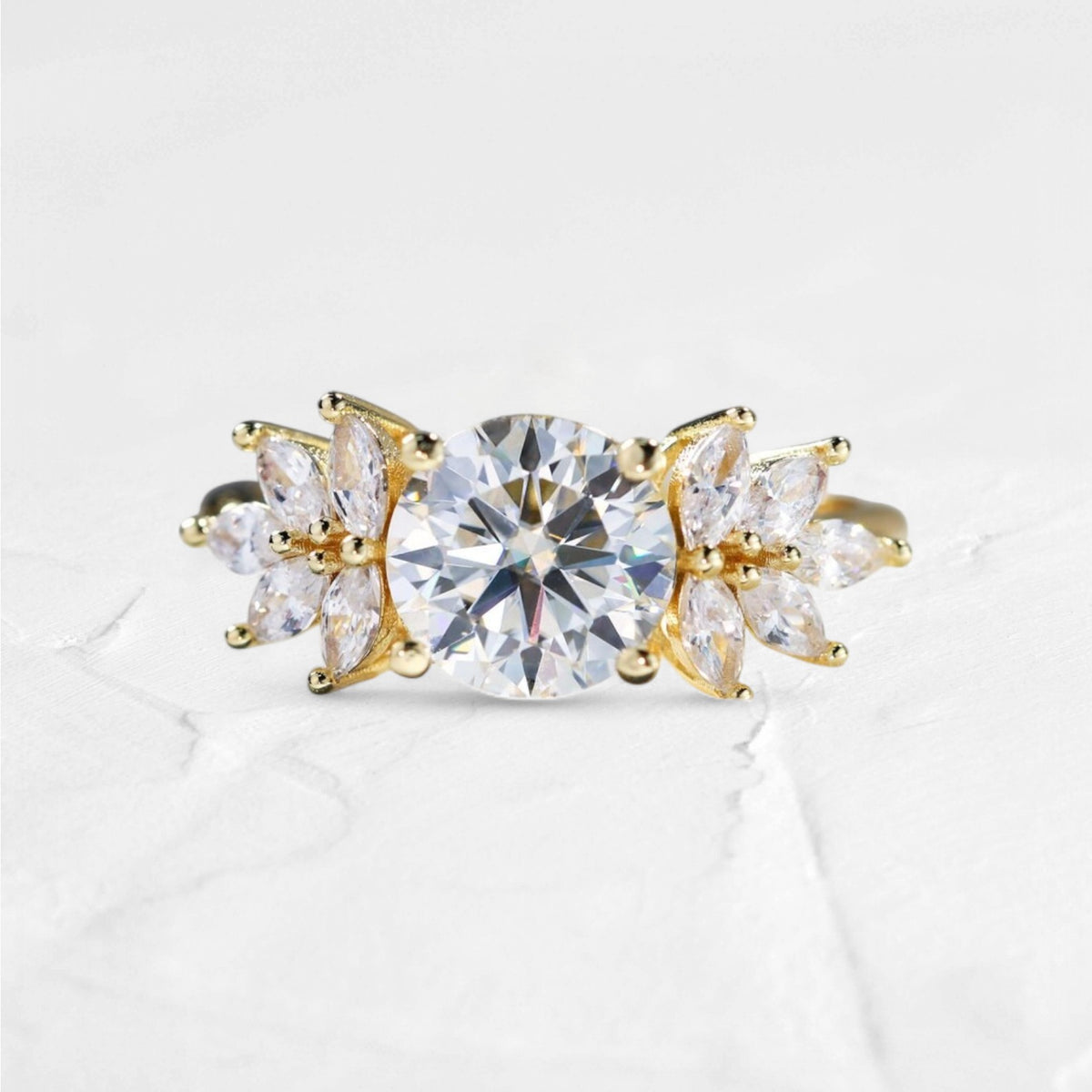 1CT Cluster Lab Diamond Round Cut Prong Ring - djoyr