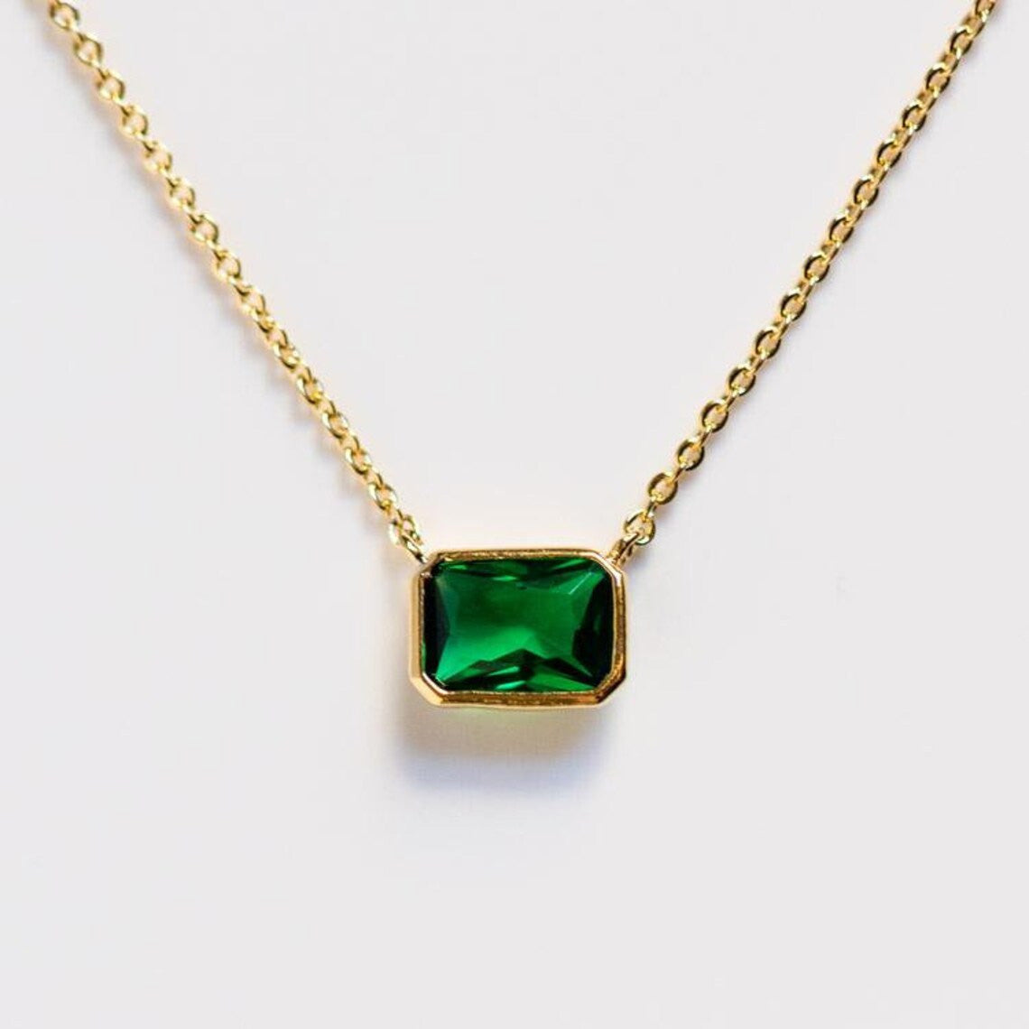 Sienna Lab Emerald Necklace - djoyr