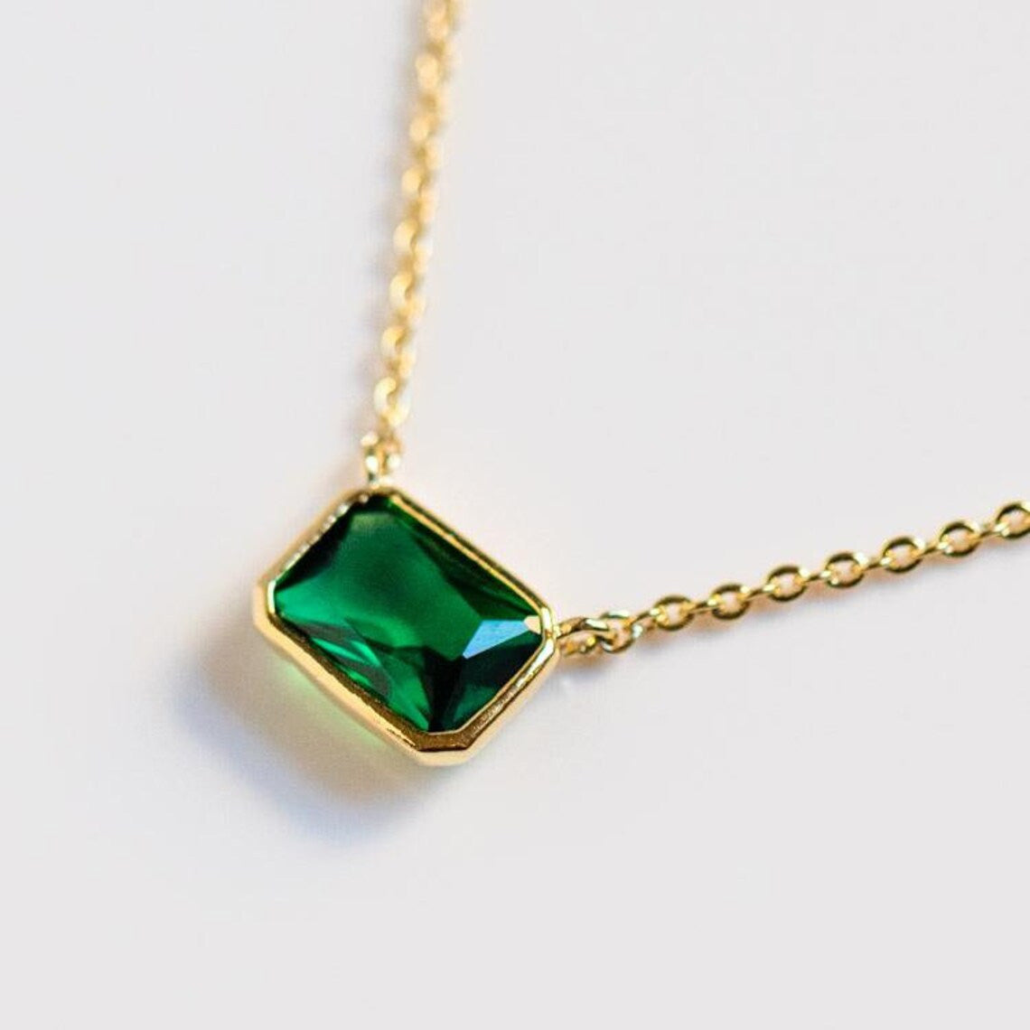 Sienna Lab Emerald Necklace - djoyr