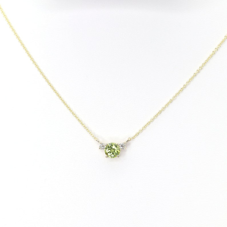 Peridot Centering Necklace