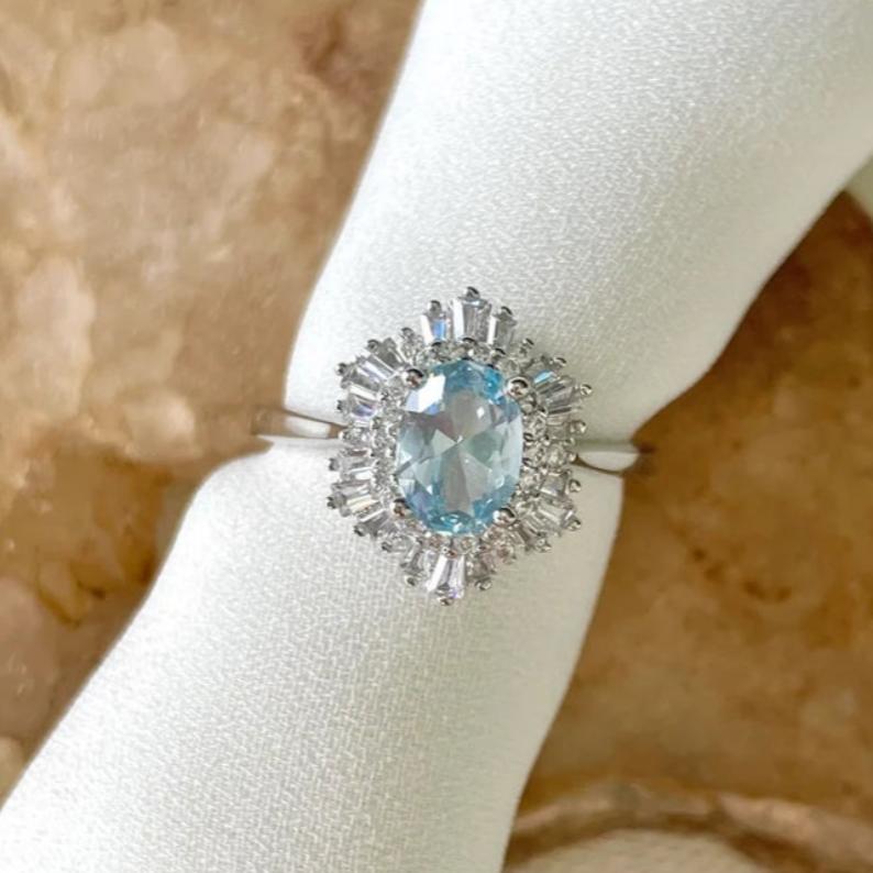 Glacial Aquamarine Ring