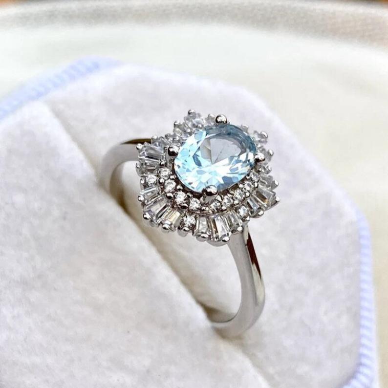 Glacial Aquamarine Ring