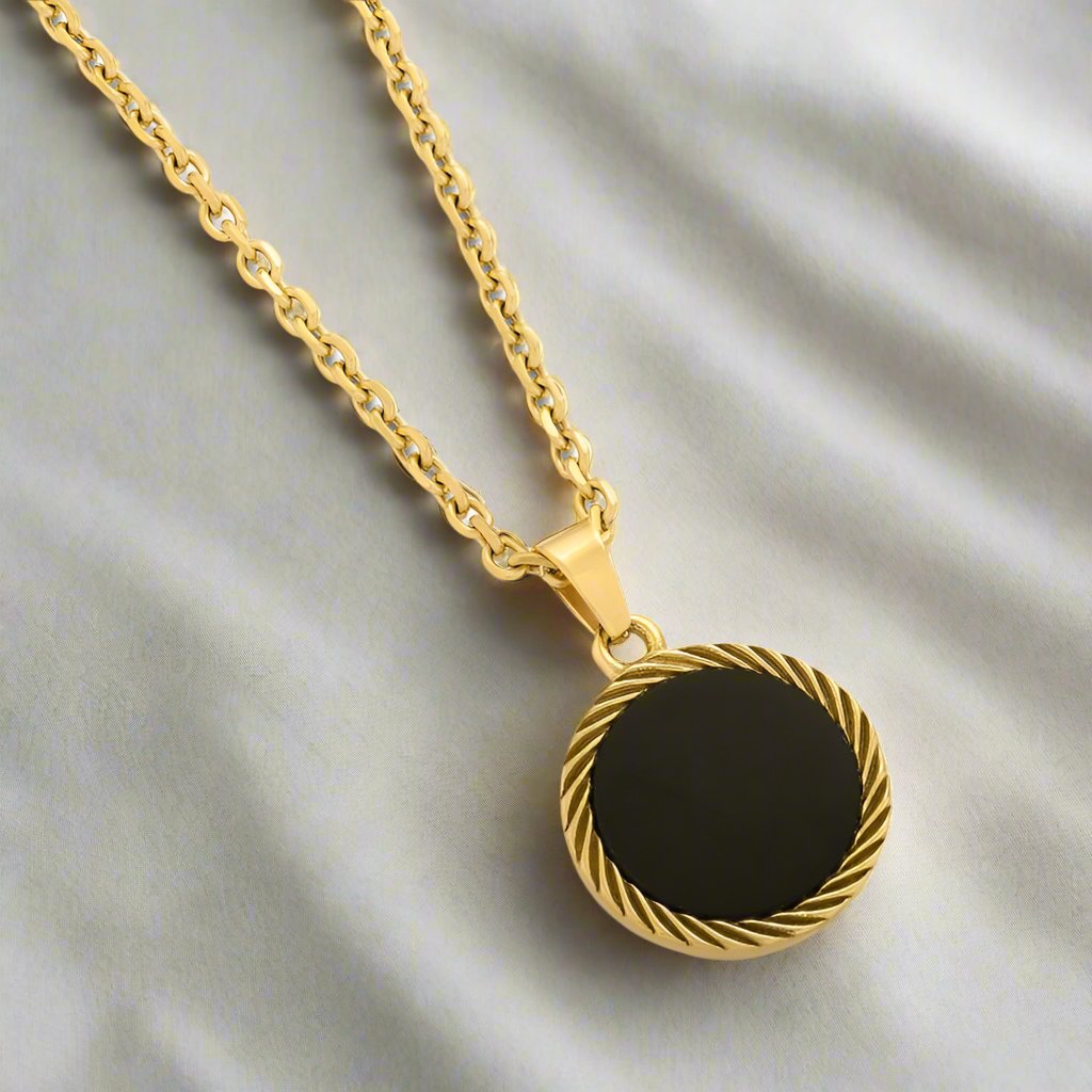 Black Onyx Anadem Pendent