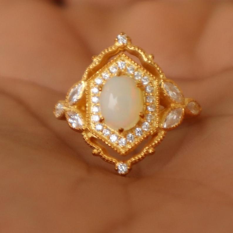 Regal Opal Ring in gold vermiel - djoyr