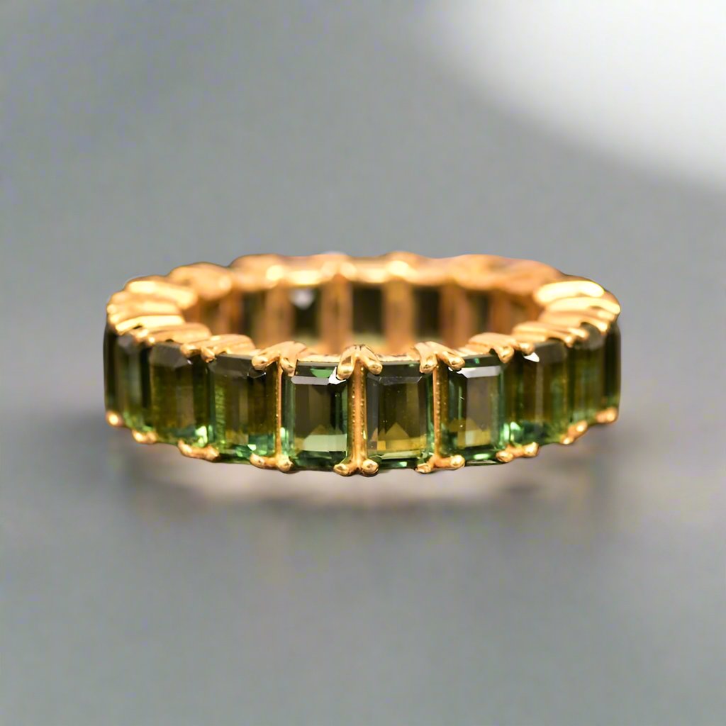 Peridot Eternity band - djoyr