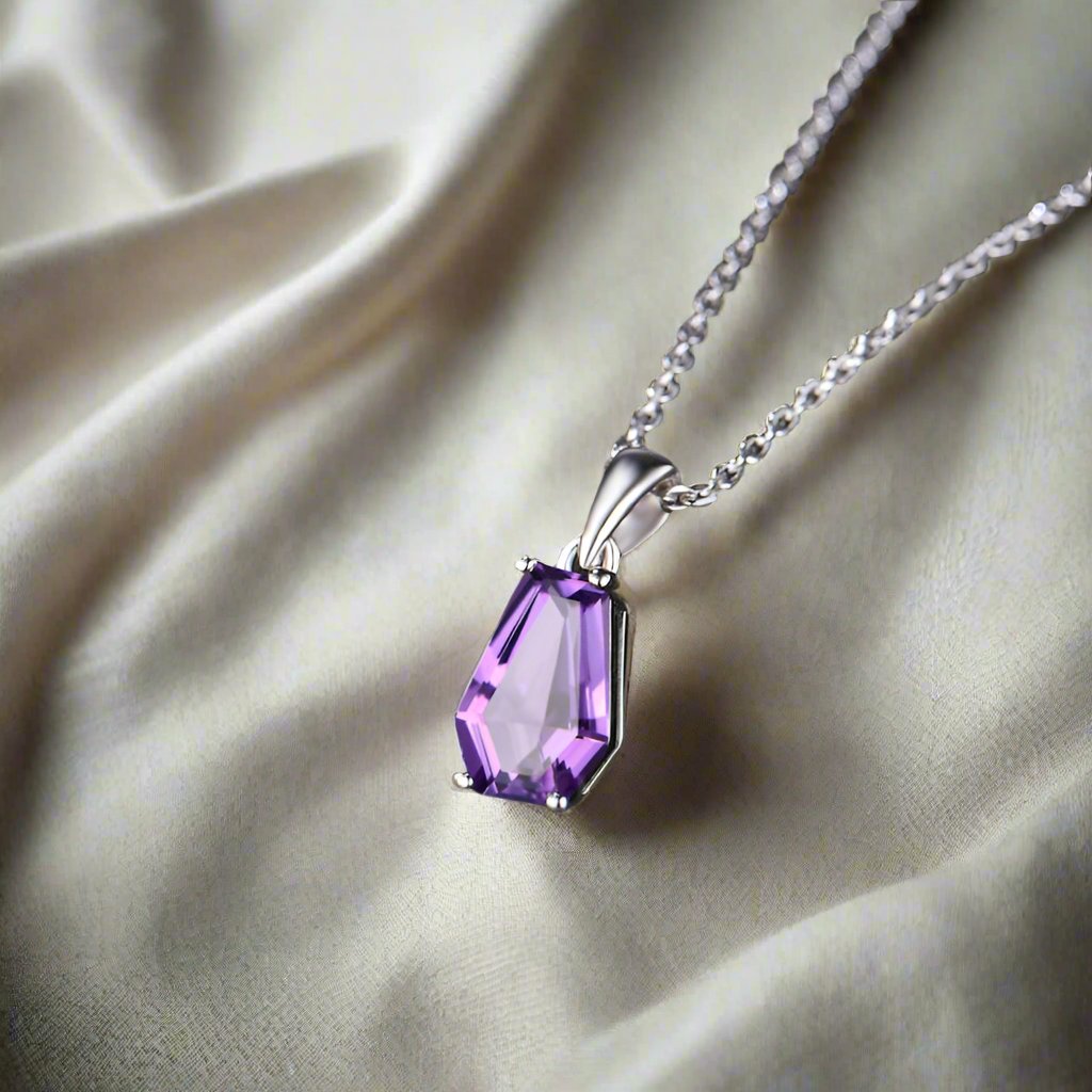 Amethyst Oblong Cut Pendent - djoyr