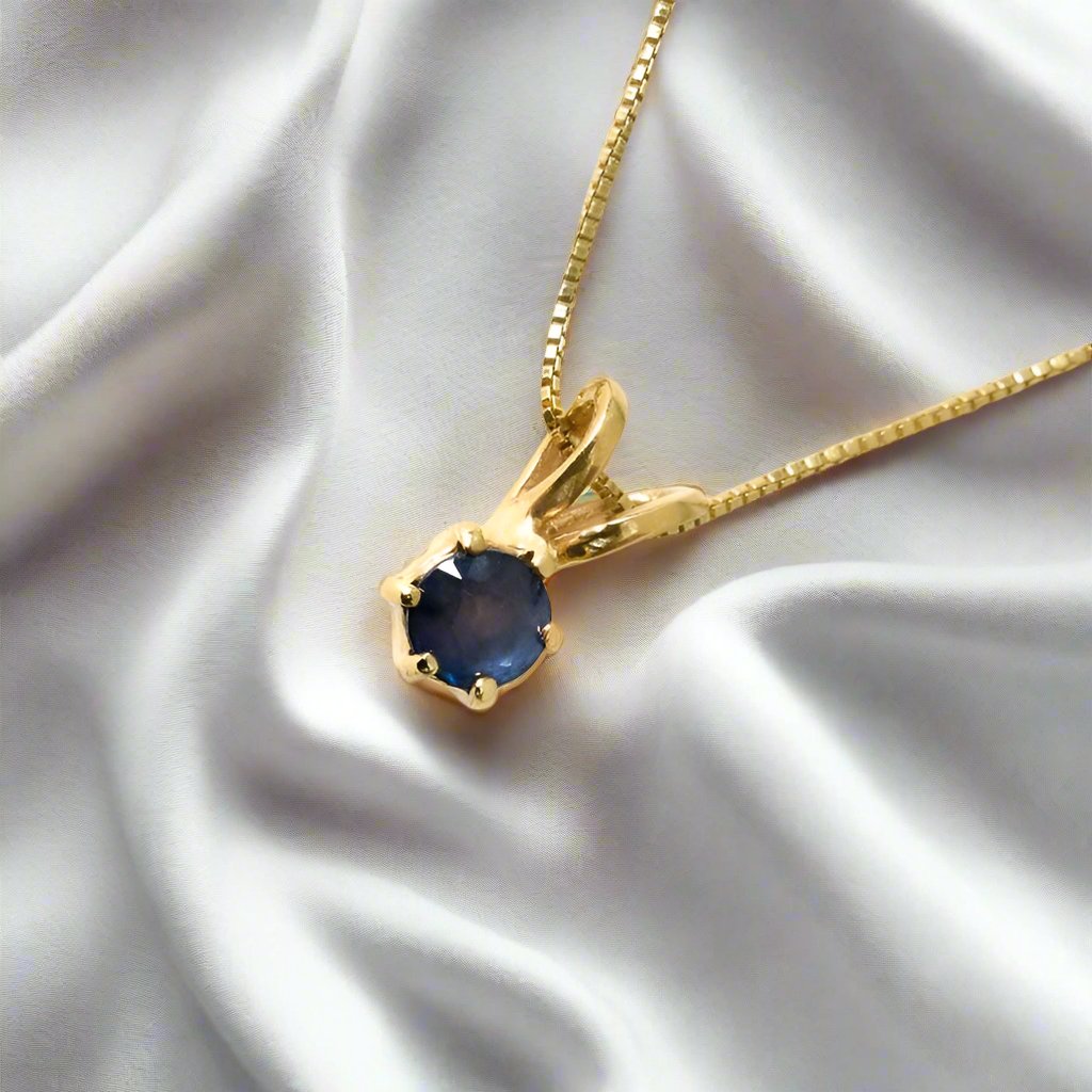 Sapphire Solitaire Pendent - djoyr