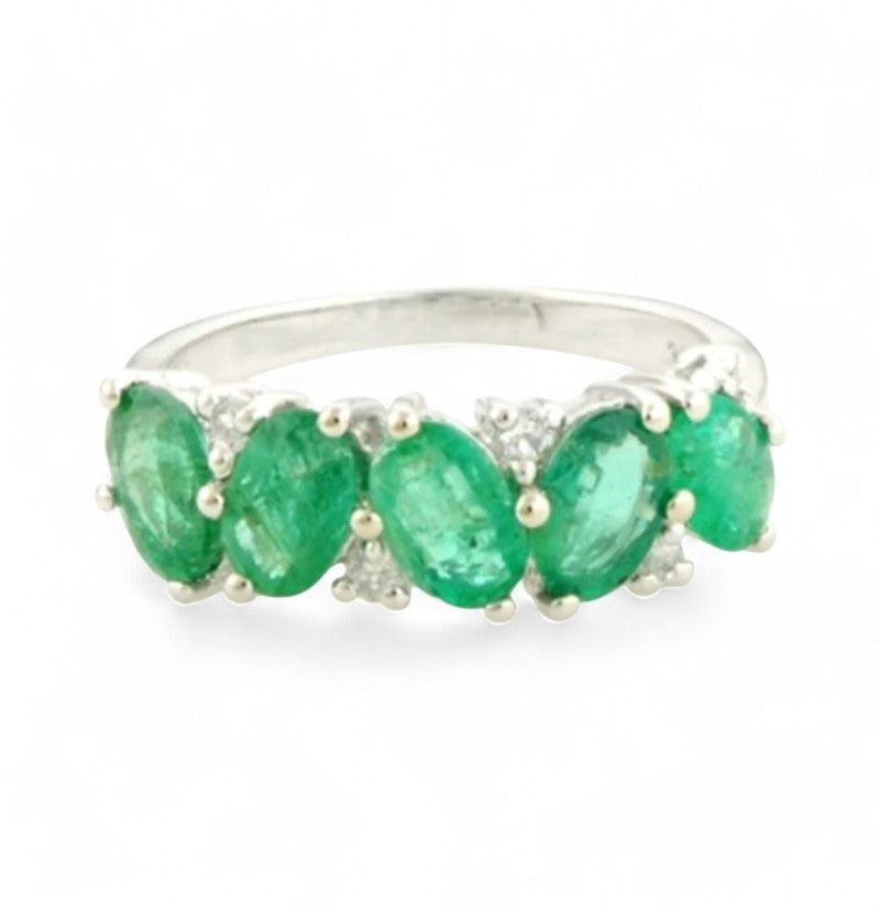 Zambian Emerald Harmony Ring - djoyr