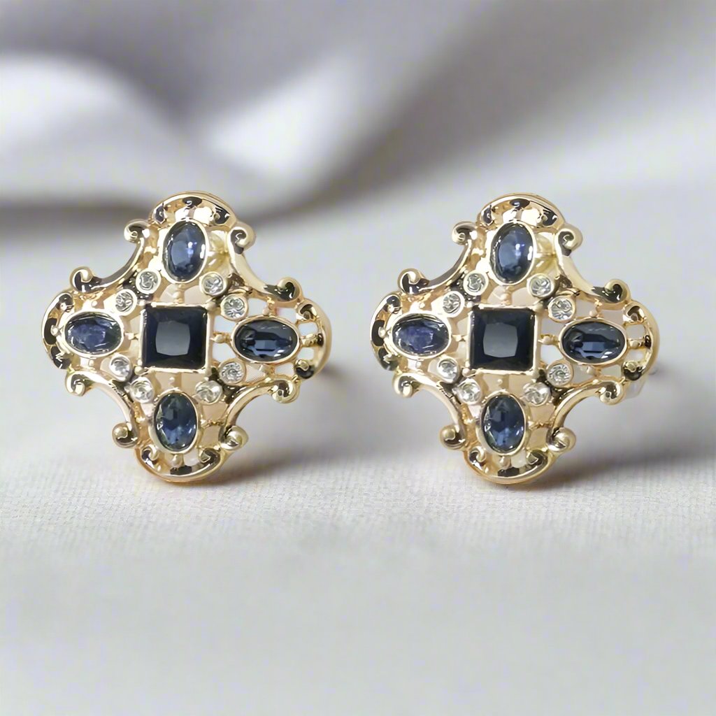 Fenestra lab sapphire studs - djoyr