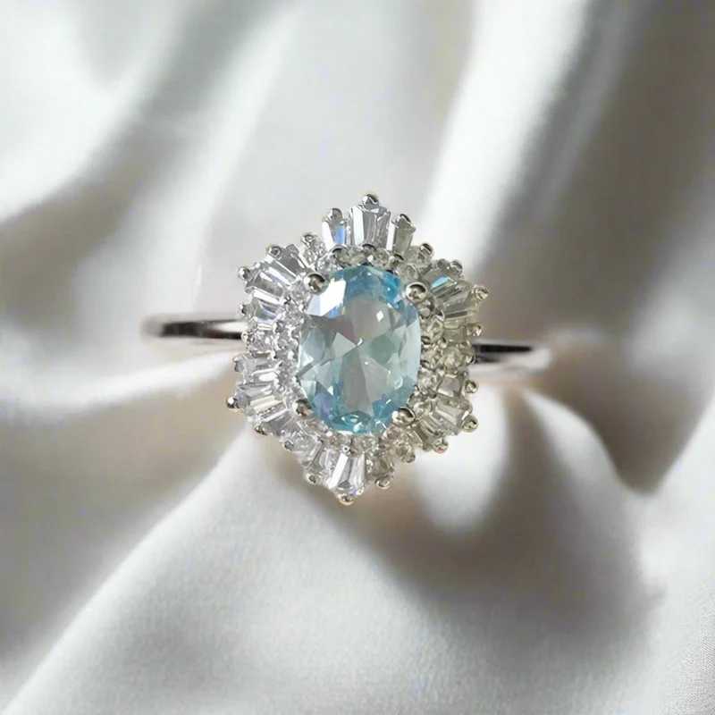 Glacial Aquamarine Ring