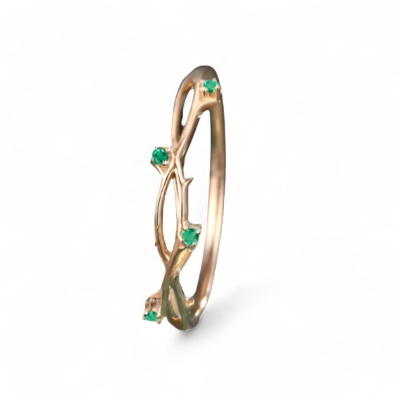 Vintage Emerald Garland's Embrace - djoyr