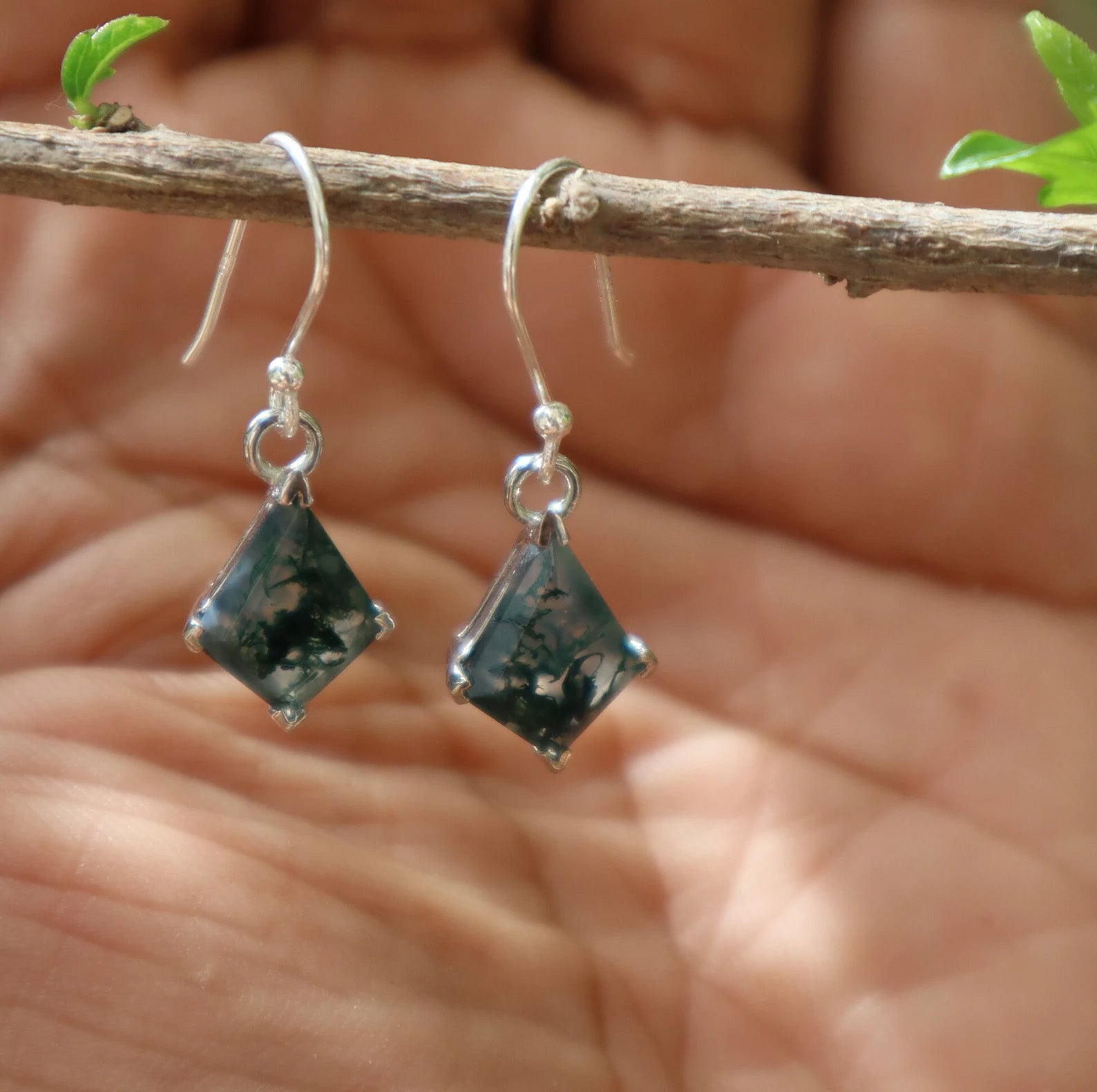 Delta Moss Agate Silver Earrings - djoyr
