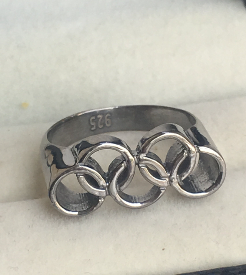 Oxidized Silver Olympic Ring - djoyr