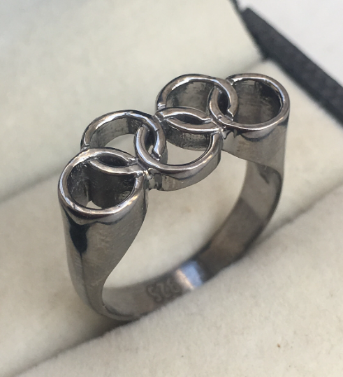 Oxidized Silver Olympic Ring - djoyr