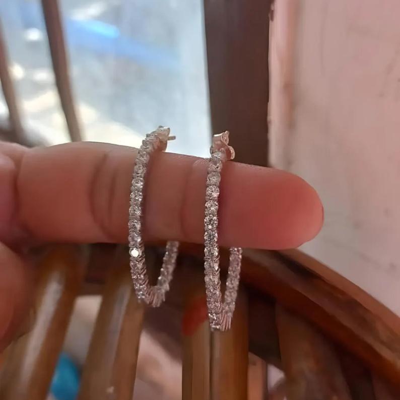 Moissanite Hoops - djoyr