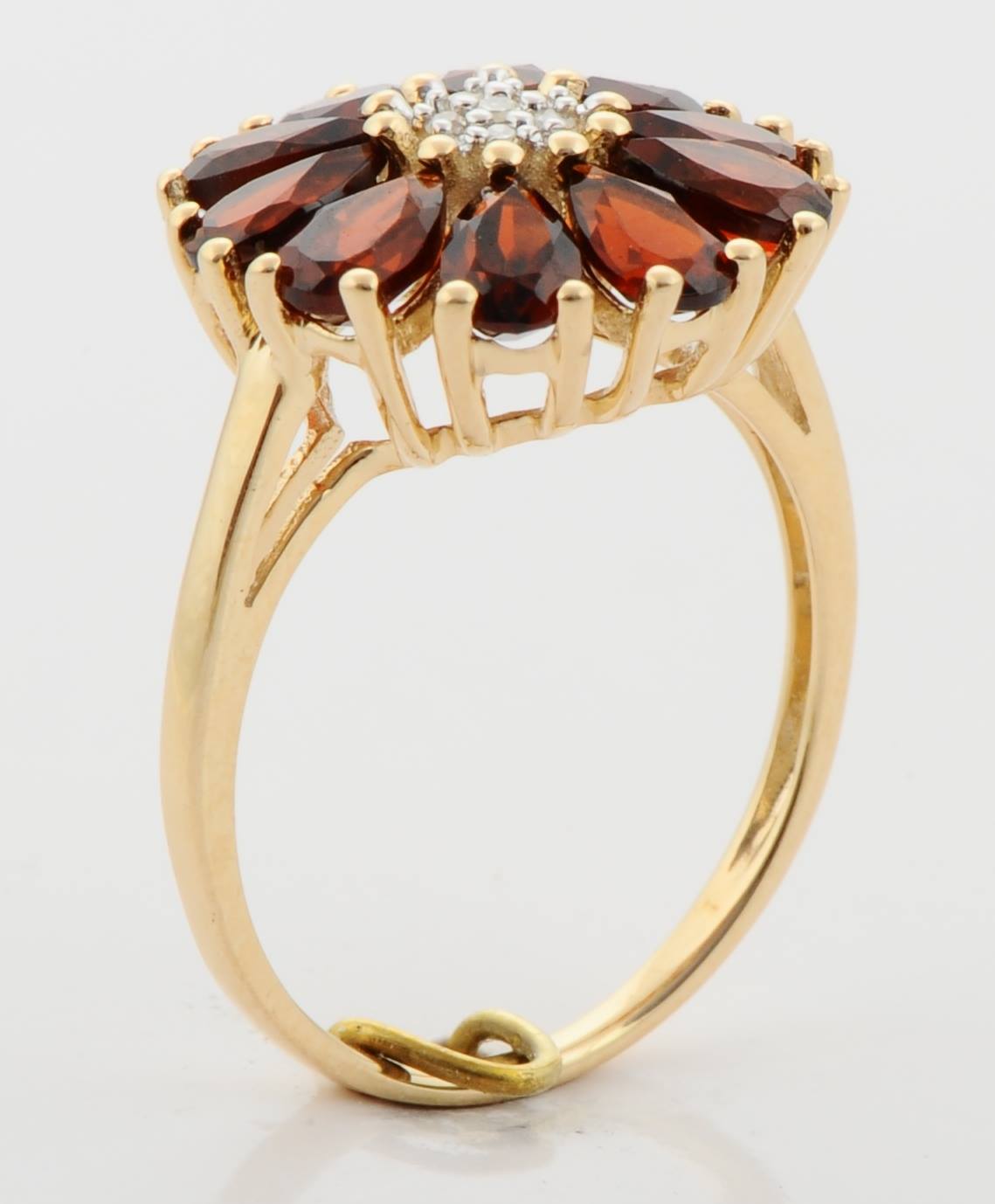 Pear cut Natural Garnet Floral Ring, Cluster Engagement Ring, 14K Solid Yellow Gold Ring, Promise Ring, February Birthstone, Gift for Her