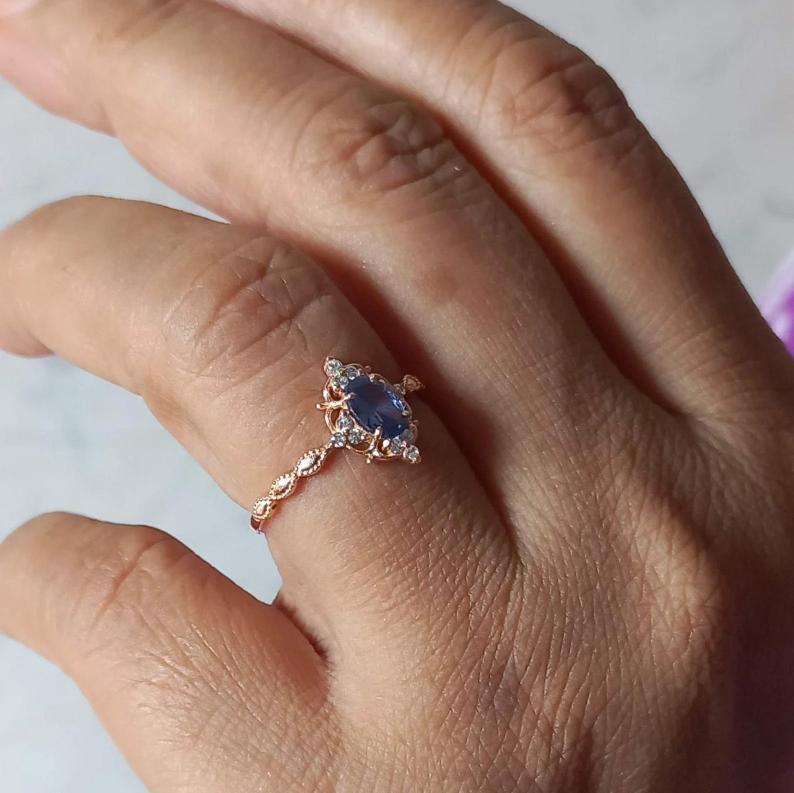 Helio Tanzanite Ring